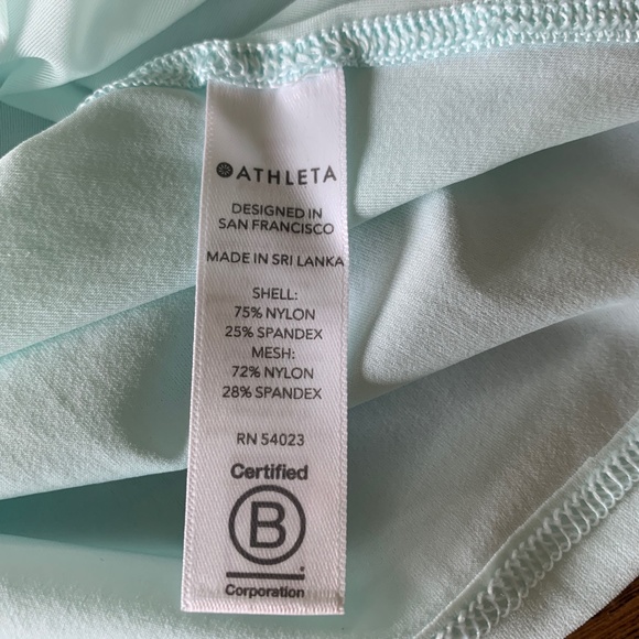 Athleta Women's Active Tank Size Medium - Picture 6 of 8